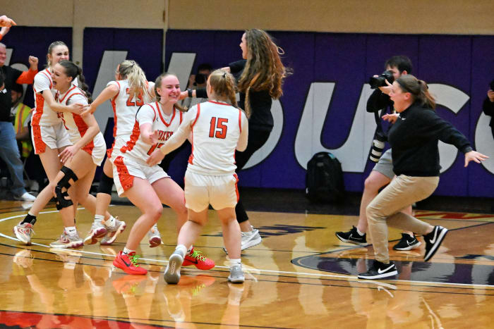 a Silverton Crater 5A Oregon girls basketball final 2024 Leon Neuschwander 46